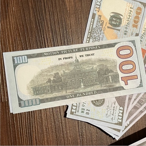 Movie/Origami Props 💵 - Picture 12 of 12